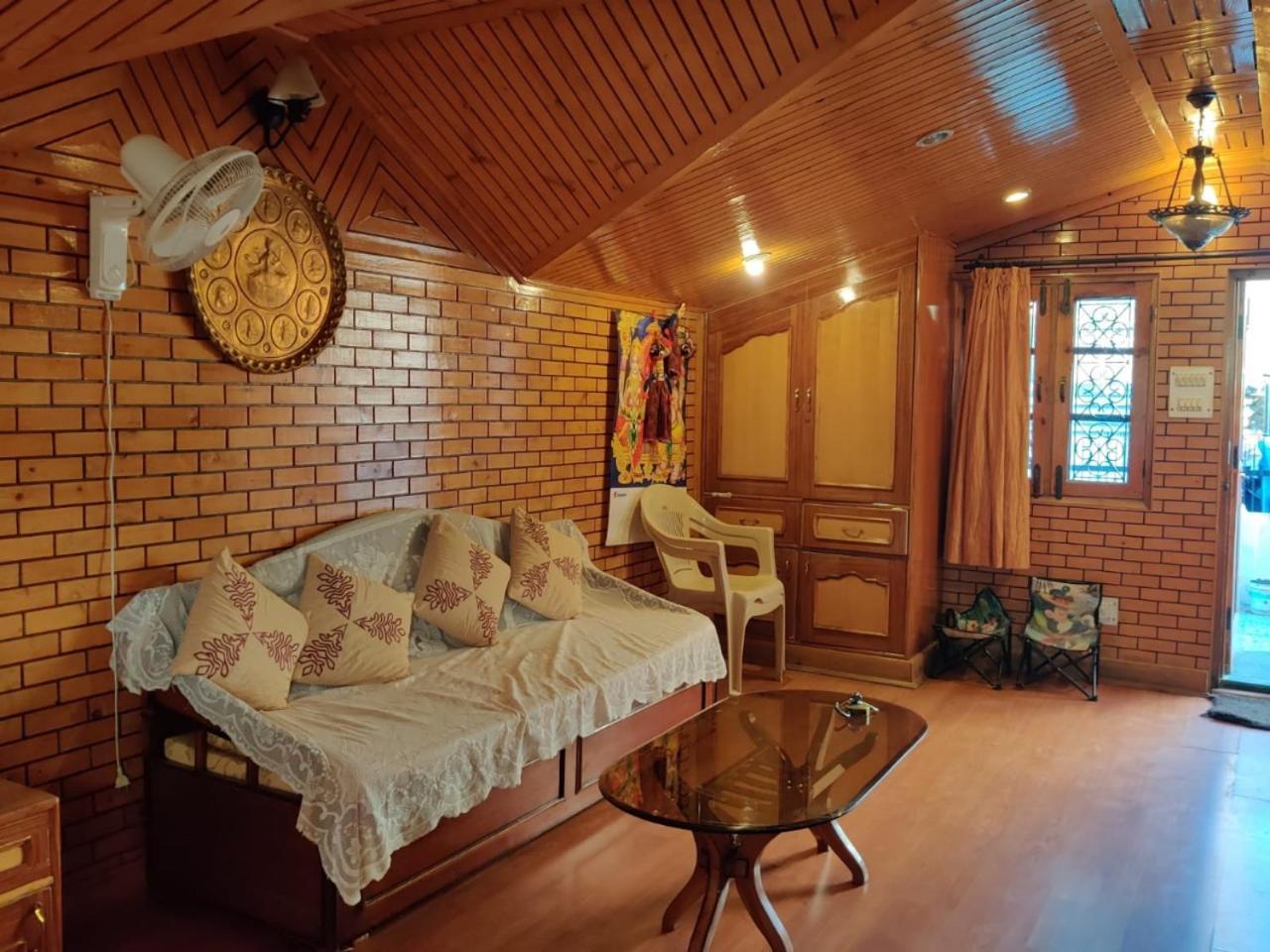 Mehdudia Guest House Shimla Buitenkant foto