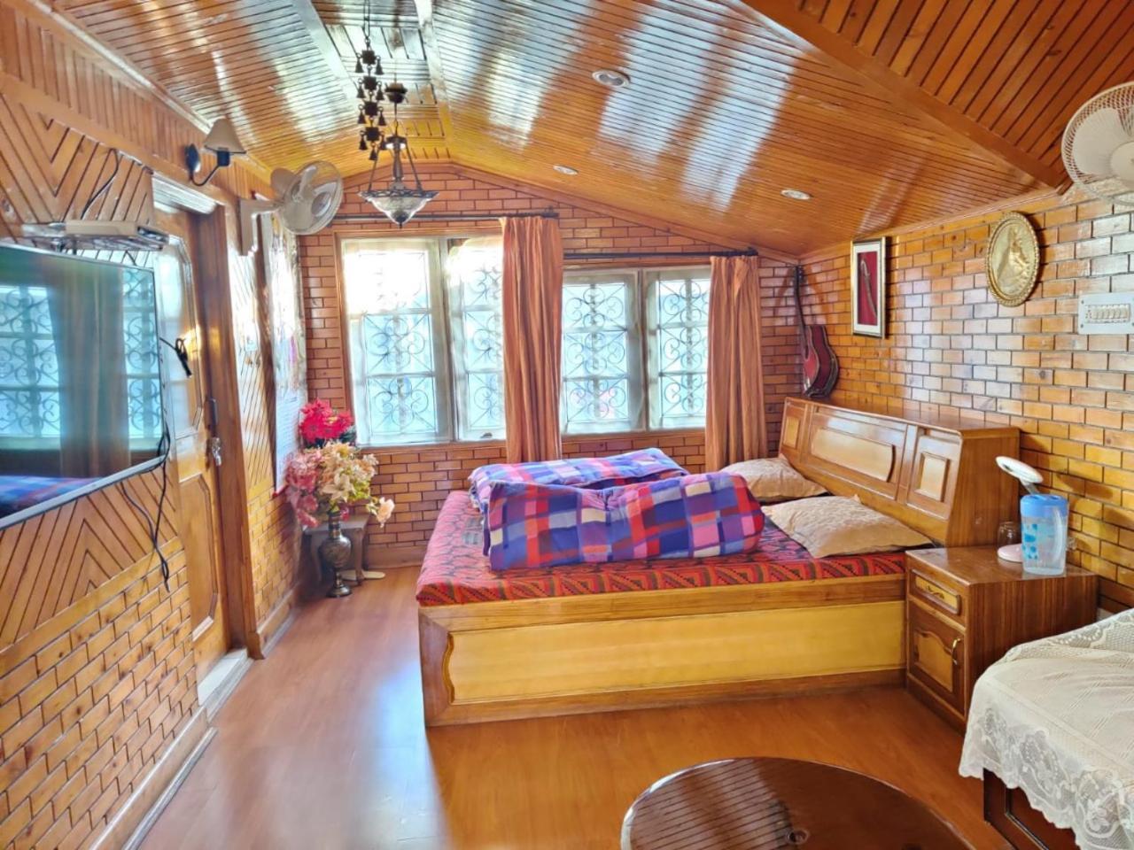 Mehdudia Guest House Shimla Buitenkant foto